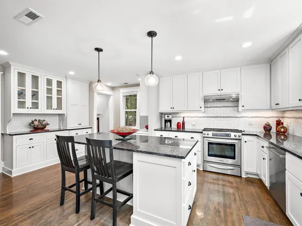 1678 Iglehart Ave, Saint Paul, MN 55104
