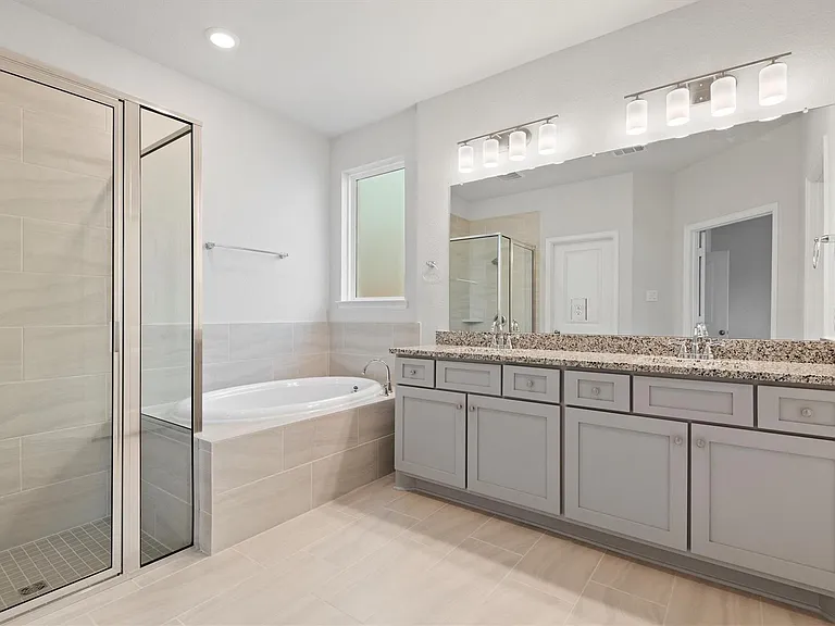 13155 Hidden Village Ct — Photo 27