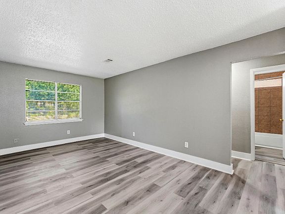 4th image of 16957 Rabon Chapel Rd APT 9