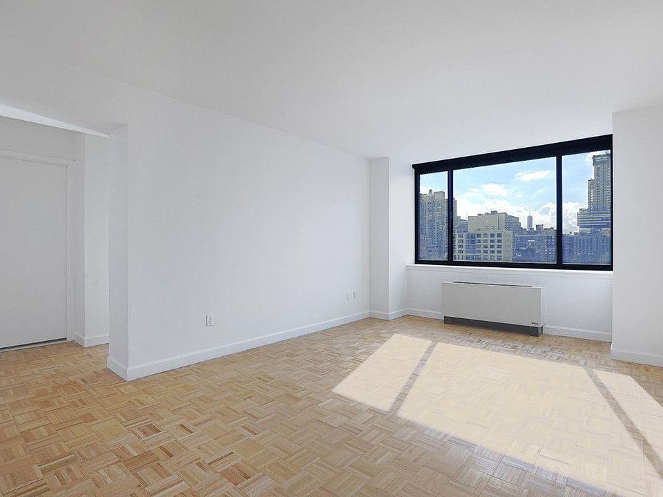 1st image of 400 W 43rd St APT 6C