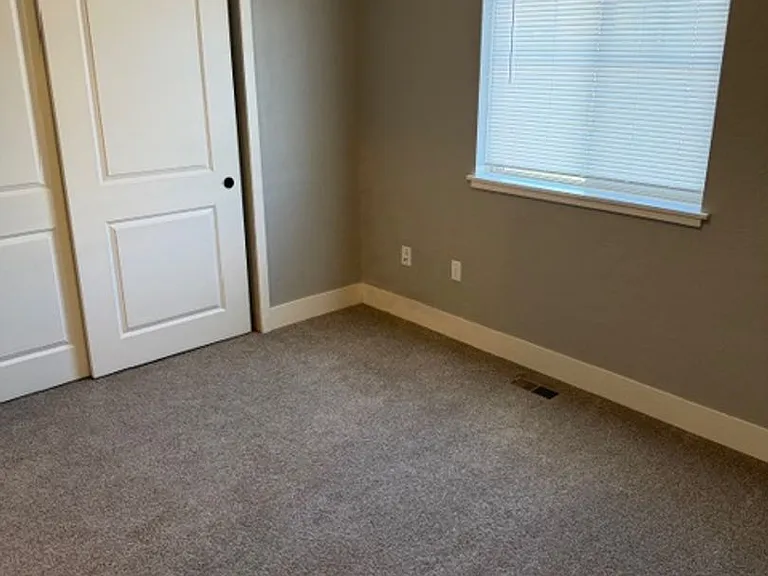 91 S Blackhawk Ln — Photo 8