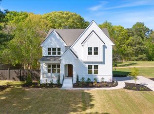 9012 Penny Rd, Raleigh, NC 27606