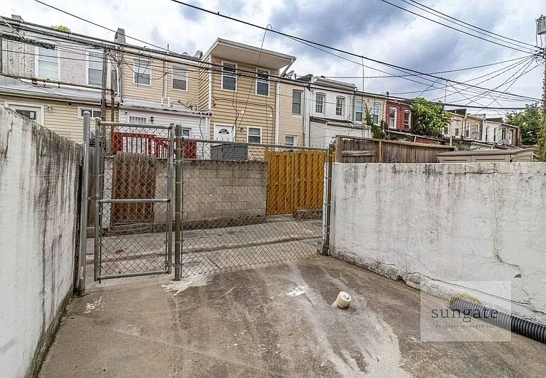 1222 Sargeant St — Photo 15