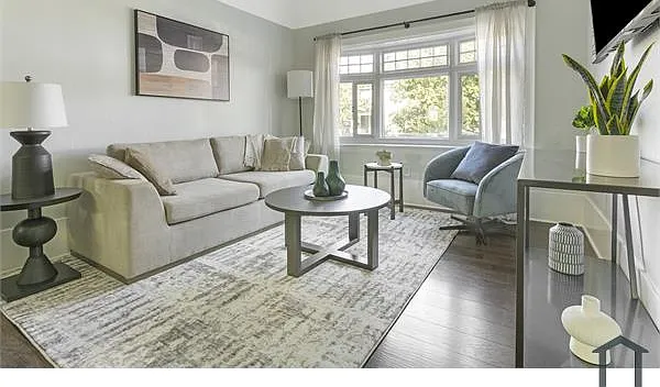 3 bed, 1128 sqft, $3,724 — Photo 2