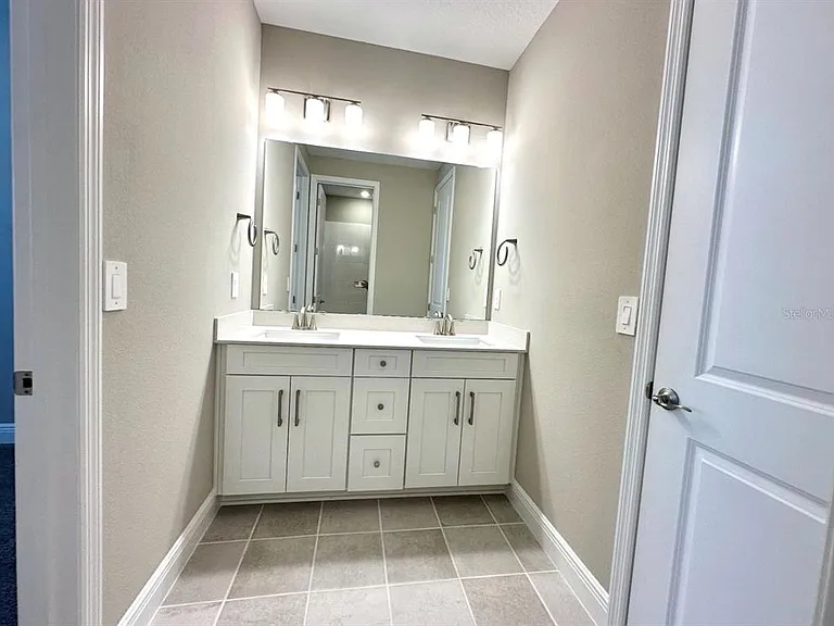 2122 Divot Dr — Photo 23