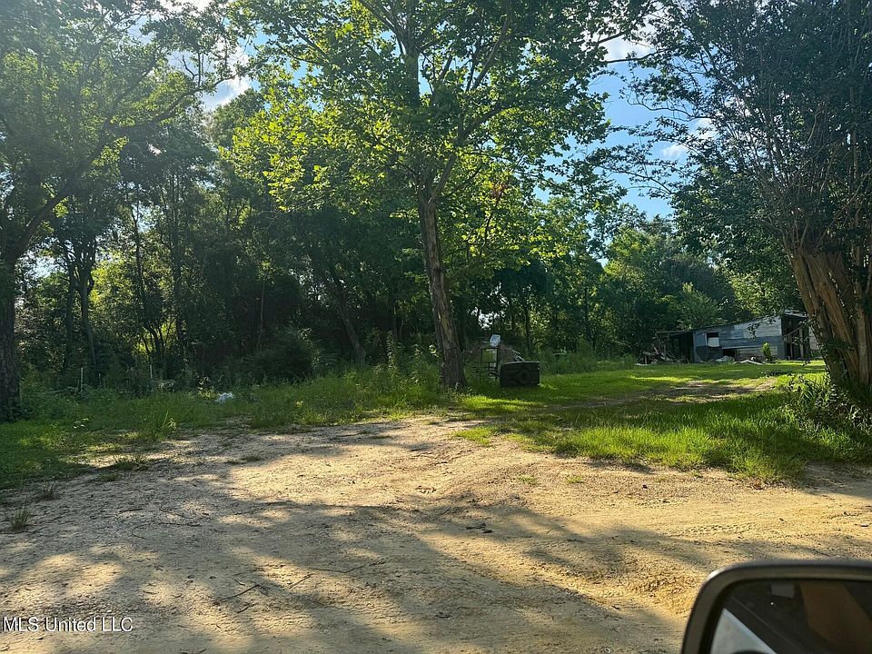 2nd image of 13275 Oneal Rd