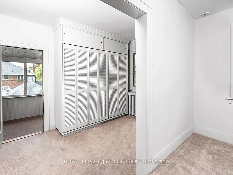 58 Lascelles Blvd — Photo 23