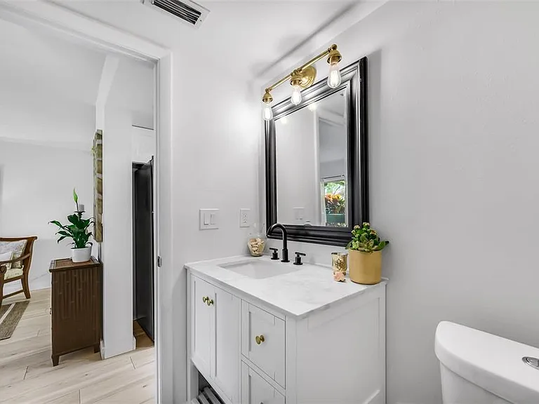2900 Lichen Ln #B — Photo 16