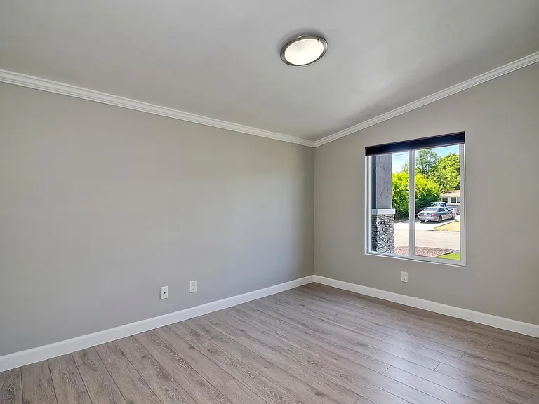 14111 Powers Rd — Photo 15