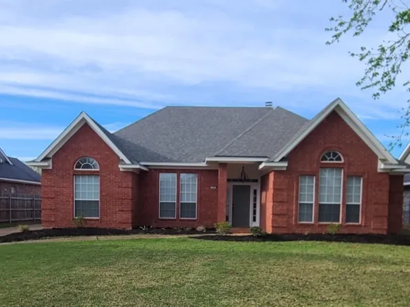 105 Downing Ct, Bossier City, LA 71111