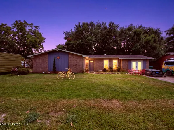 4710 Coronada Ave, Pascagoula, MS 39581