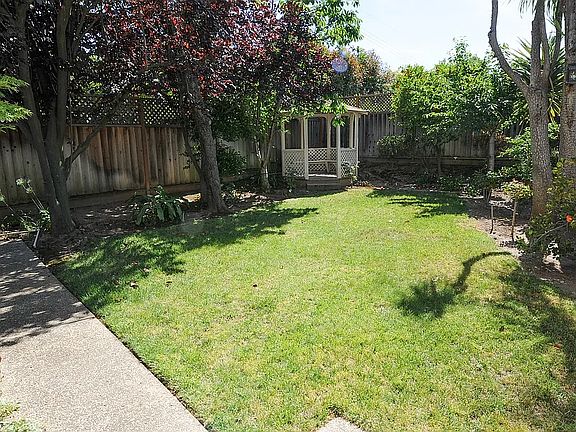 2nd image of 1191 Queen Ann Ave