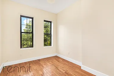 Rented by Rennit Inc.