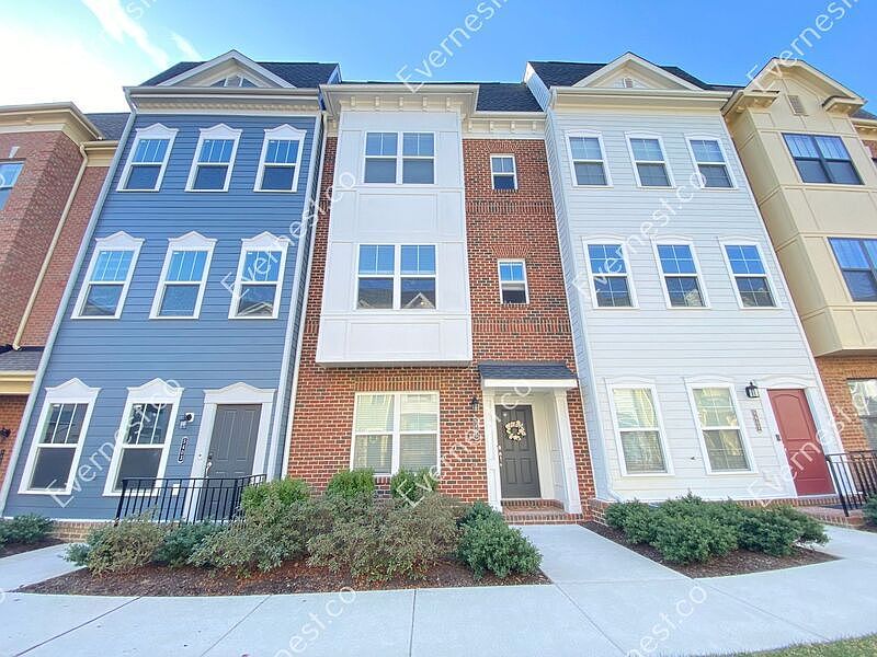 1st image of 5405 Coopers Walk Ln