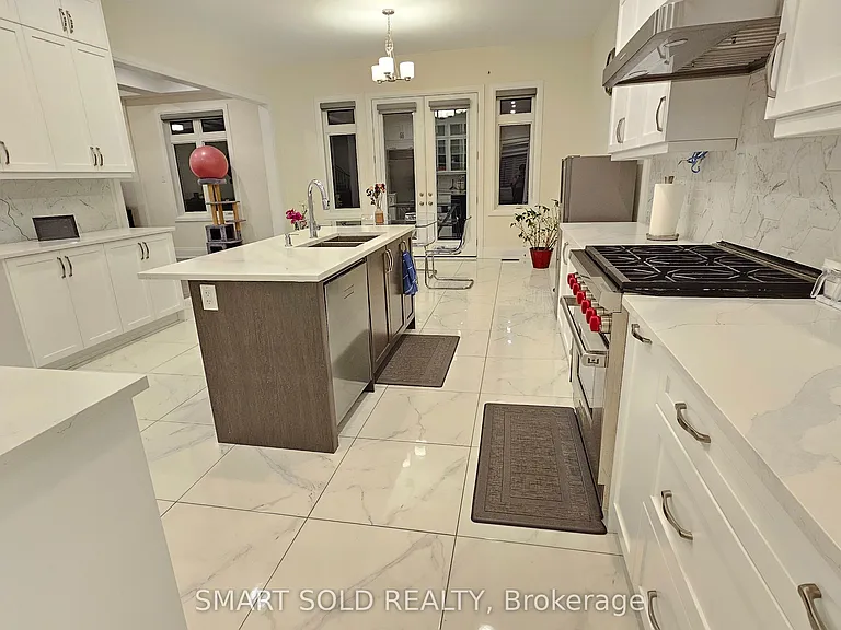 147 Hillsview Dr — Photo 11