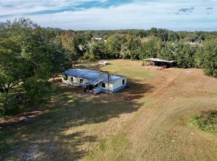 1406 Sparkman Rd, Plant City, FL 33566