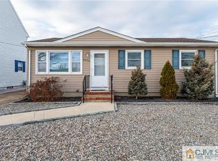 2516 Hiering Rd, Toms River, NJ 08753