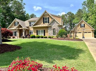 18 Drews Ridge Dr, Newnan, GA 30263