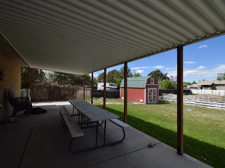 3638 W Jasmine St — Photo 37