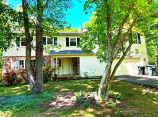 8324 Morningside Dr, Manassas, VA 20112