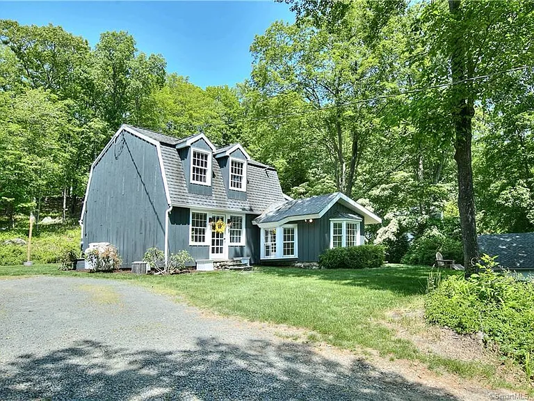 5 Old Mill Rd — Photo 36