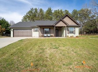 110 Blake Garrison Dr, Roebuck, SC 29376
