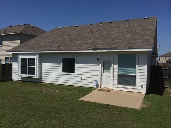 2nd image of 661 Rosario Ln