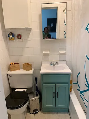 Rented by Nooklyn NYC LLC | media 35