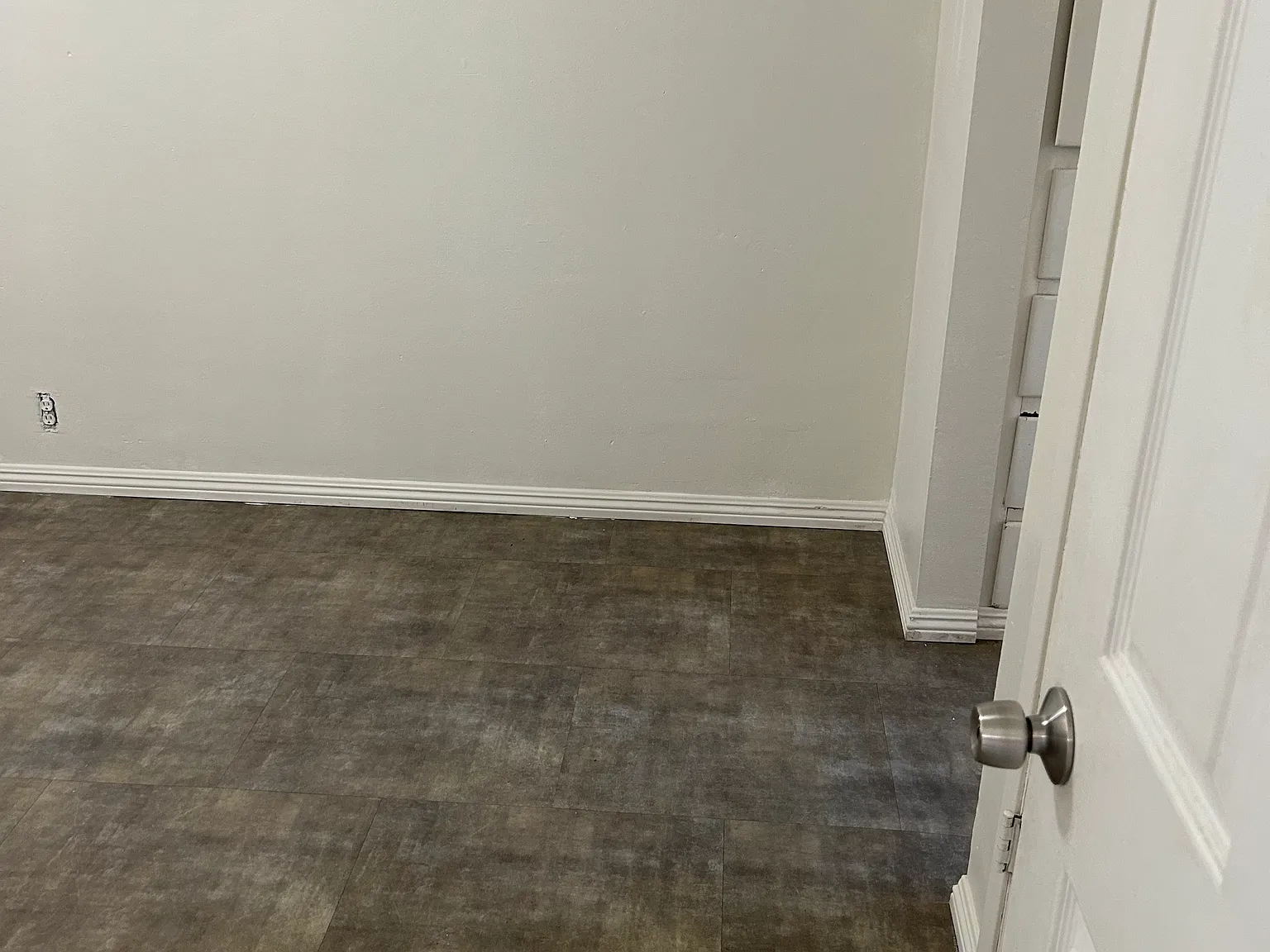 1 bed, 550 sqft, $1,600 — Photo 3