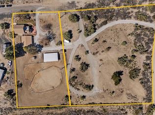 7355 Sequoia Rd, Wrightwood, CA 92397