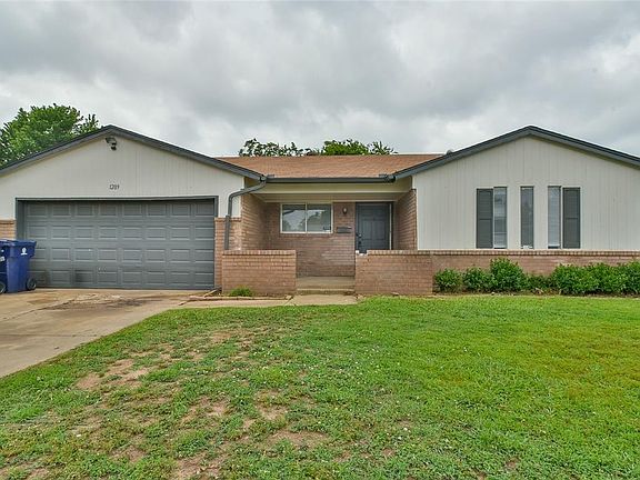 2nd image of 1209 SW 78th Ter
