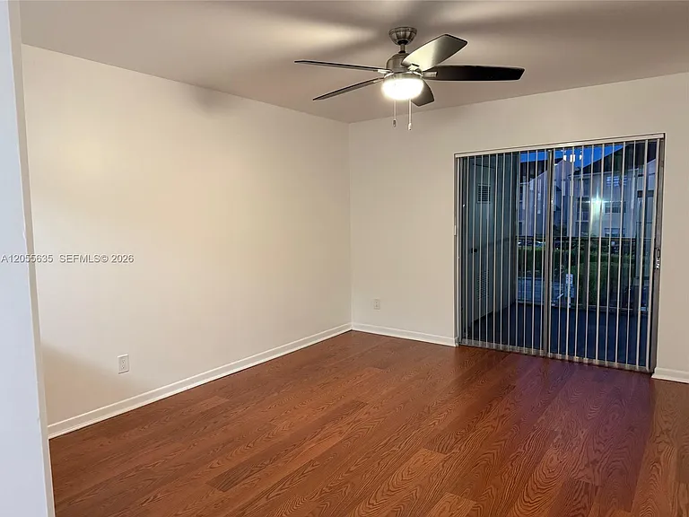 15290 SW 106th Ln #323 — Photo 15