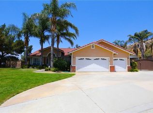 8409 Running Gait Ln, Jurupa Valley, CA 92509