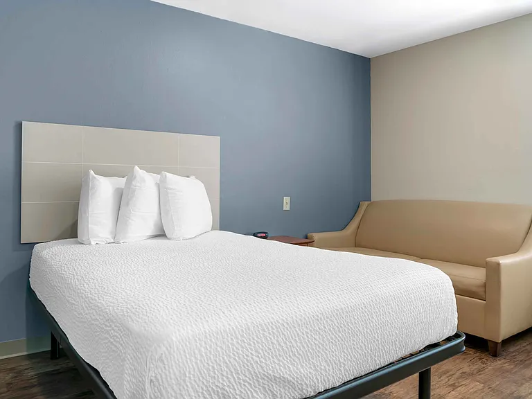 Studio Suite - 1 Full Bed