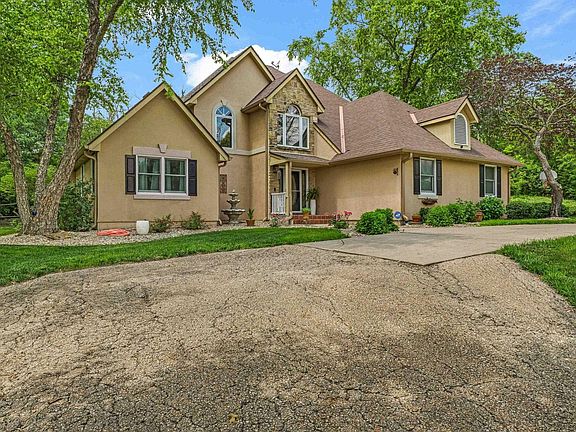 4th image of 5639 NW Button Rd