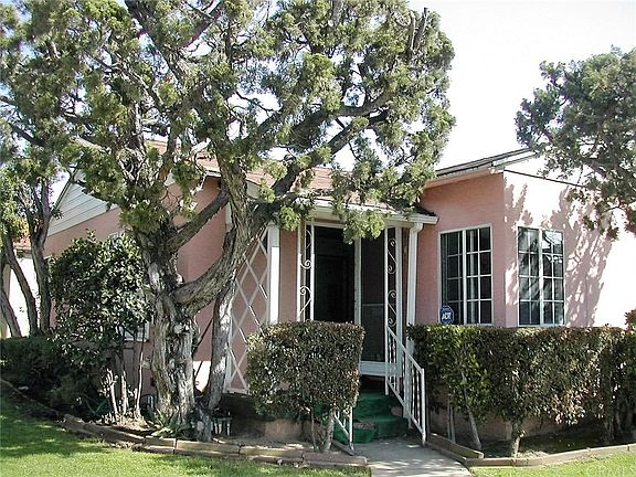 2nd image of 624 W Fairview Blvd