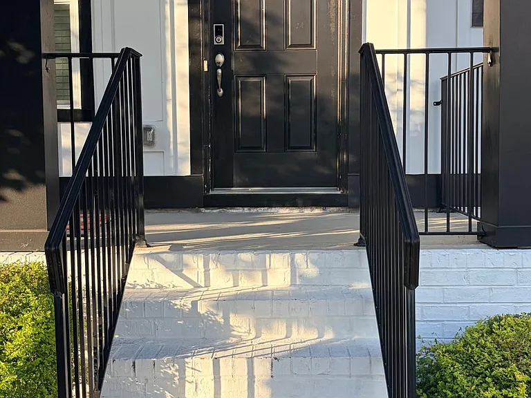 347 Lincoln St — Photo 31