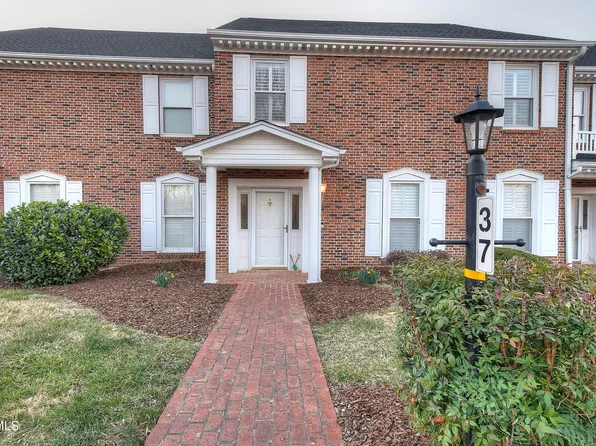 112 Barberry Rd #37, Johnson City, TN 37601