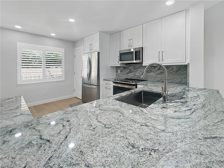 5908 Cranbrook Way #I202 — Photo 4