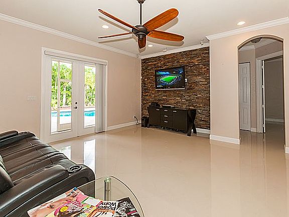 5th image of 19476 N Coquina Way