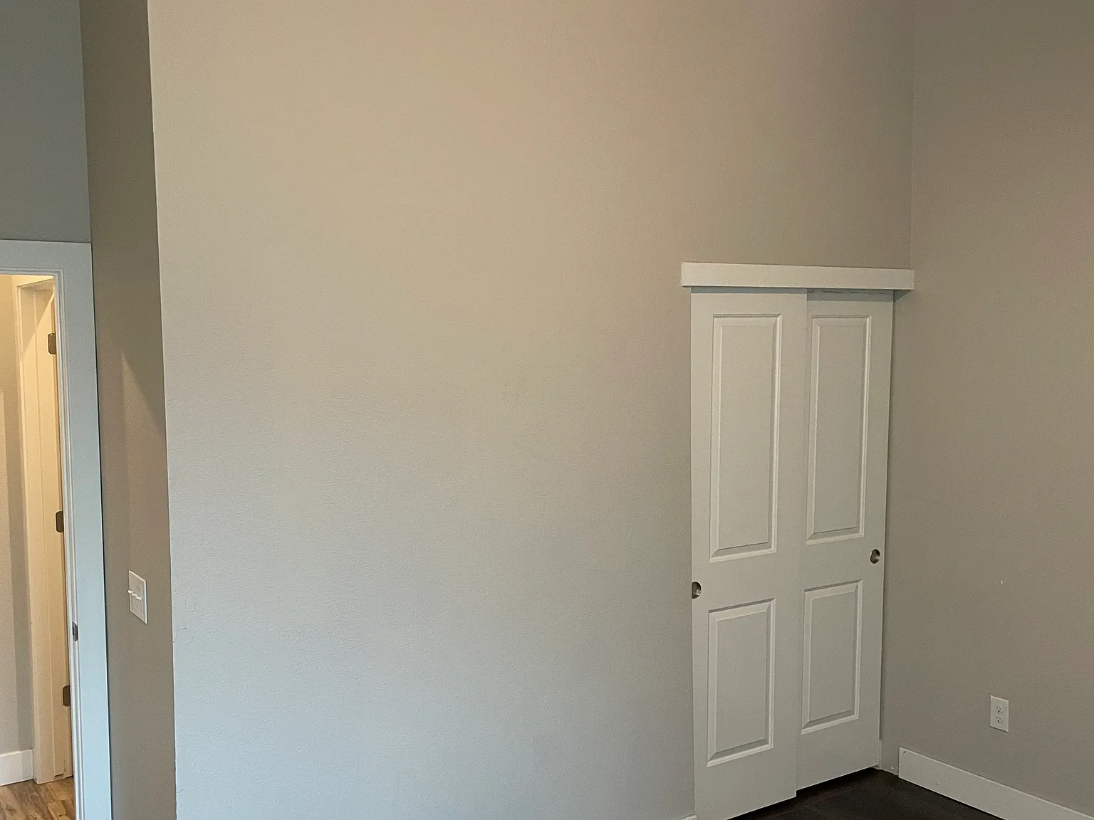 2 bed, 1110 sqft, $2,400 — Photo 3