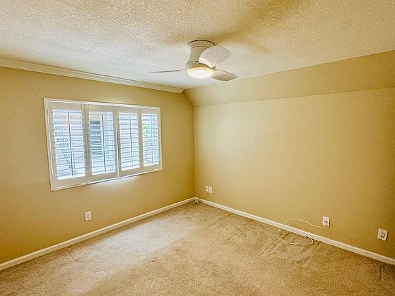 4th image of 7425 Charmant Dr