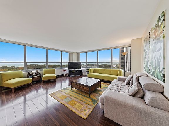 3rd image of 3550 N Lake Shore Dr APT 1315