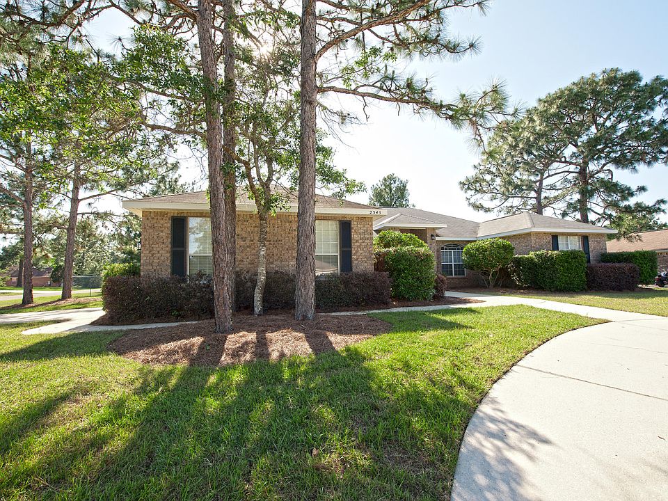 1st image of 2345 Ash Dr