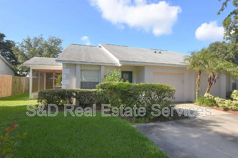 1072 Meadowood Pointe Rd