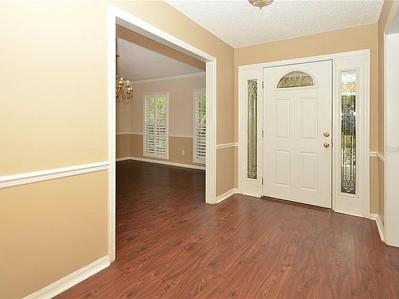5th image of 1007 S Sweetwater Blvd