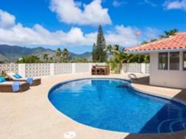 109 Nawiliwili St, Honolulu, HI 96825