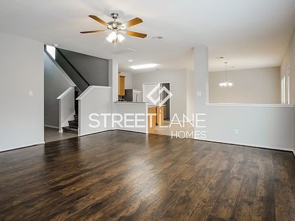 4th image of 1401 Rainbow Parke Dr
