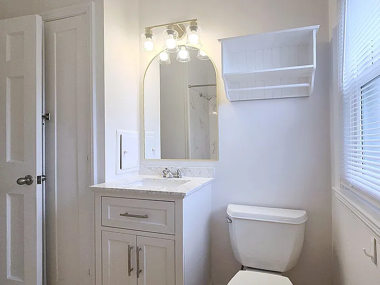 1424 Parkview Dr — Photo 11