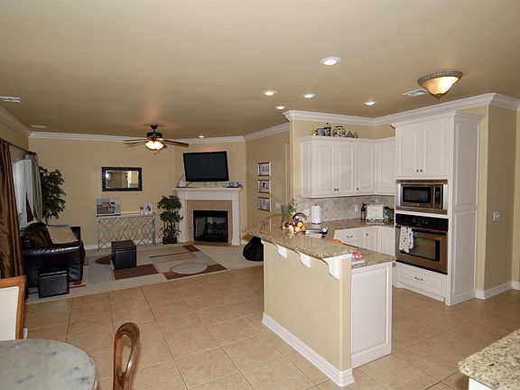5th image of 1856 N Candleshoe Dr